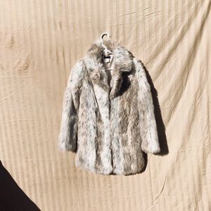 VENUS Fabulous fox faux fur coat. Get your glam on!!!